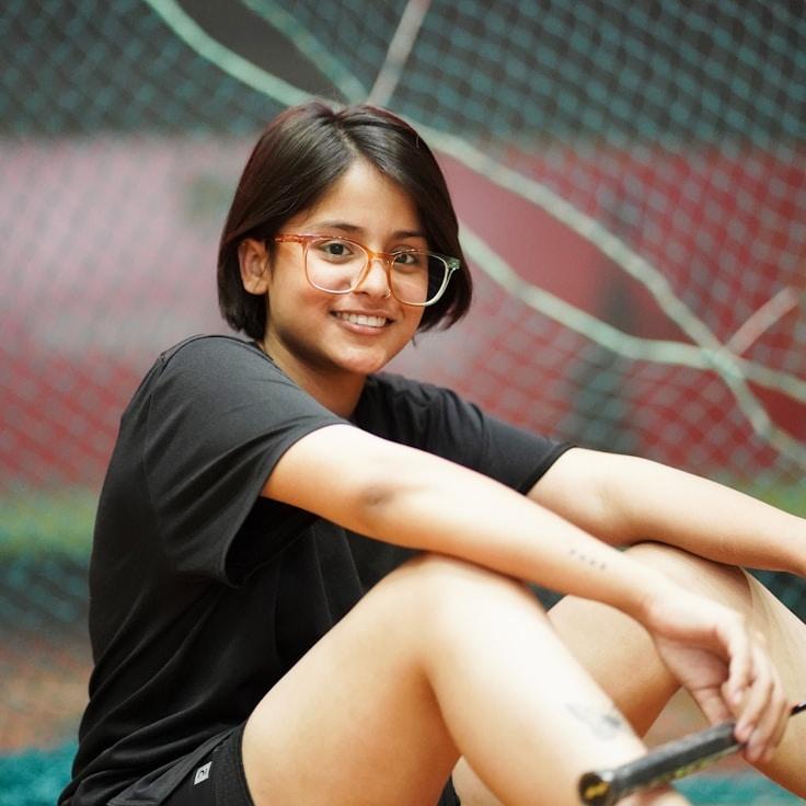 Milan Rao, Client Relations Director, discussing corporate gifting strategy with business clients